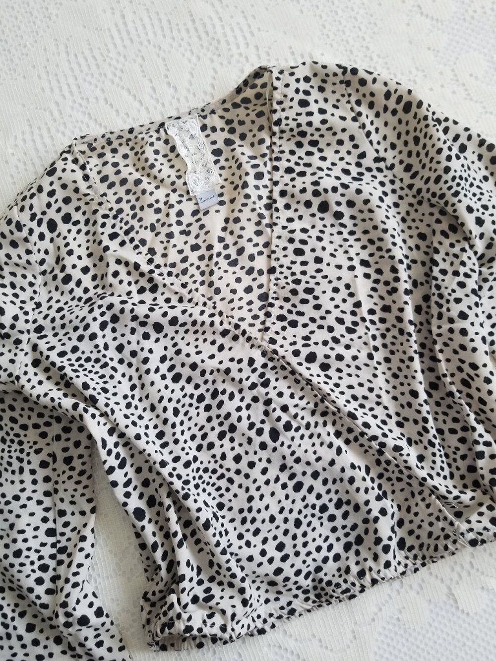 Sadie & Sage Dalmation Print Crop Top Medium